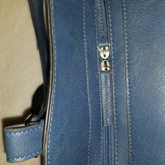 Used Blue Handbag - Picture 4 of 8